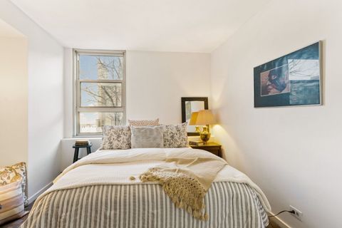 Tiny photo for 3950 N Lake Shore Drive #210, Chicago, IL 60613 (MLS # 12552231)