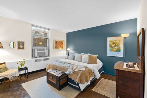 Tiny photo for 3950 N Lake Shore Drive #210, Chicago, IL 60613 (MLS # 12552231)