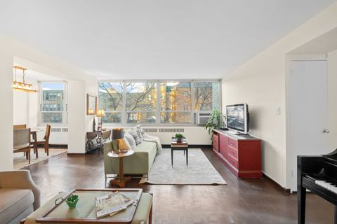 Tiny photo for 3950 N Lake Shore Drive #210, Chicago, IL 60613 (MLS # 12552231)