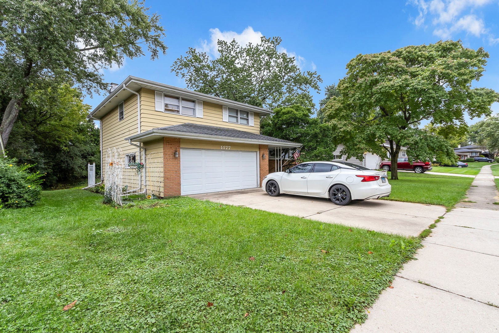 1177 Meadow Lane