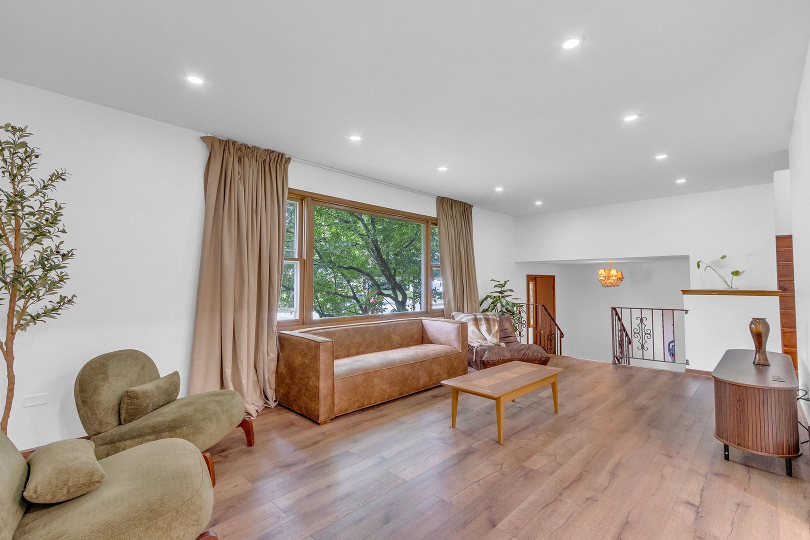 1177 Meadow Lane