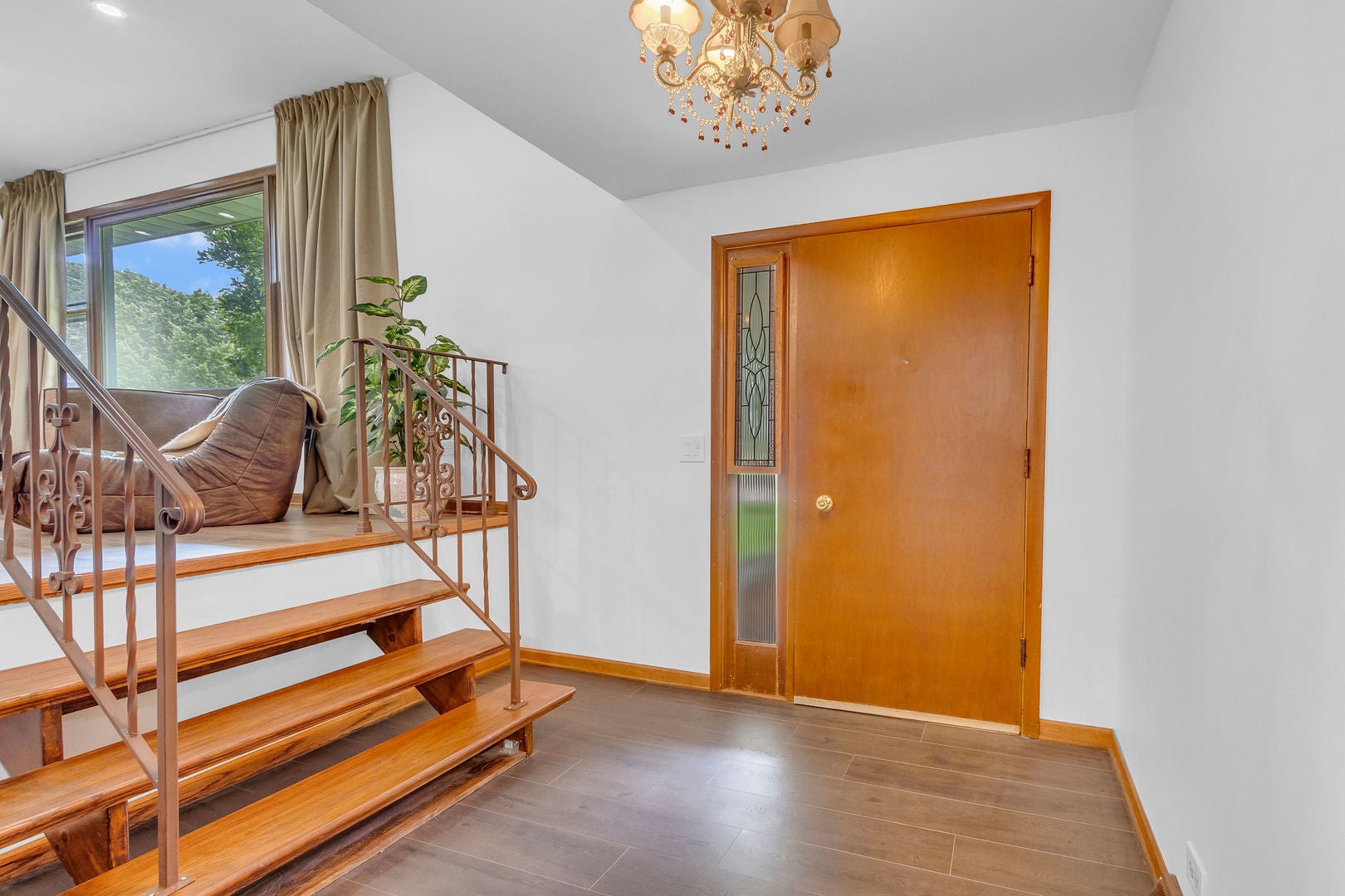 1177 Meadow Lane