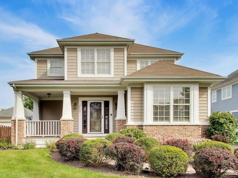 Photo of 2804 Park Lane, Glenview, IL 60025 (MLS # 12738745)