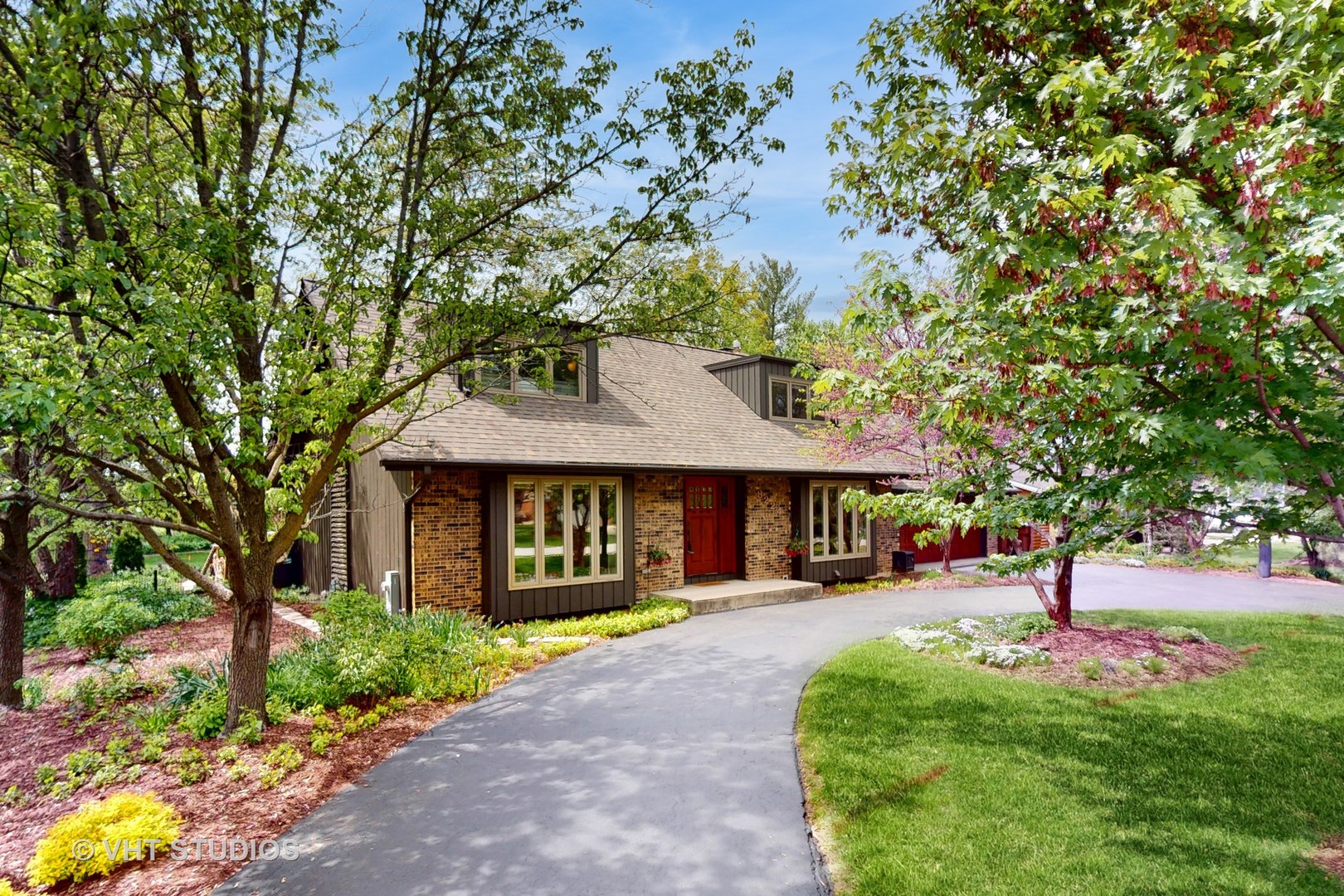 8224 Independence Drive