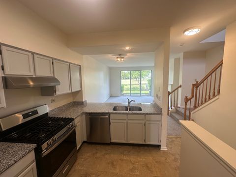 Tiny photo for 17775 W Braewick Road, Gurnee, IL 60031 (MLS # 12489002)