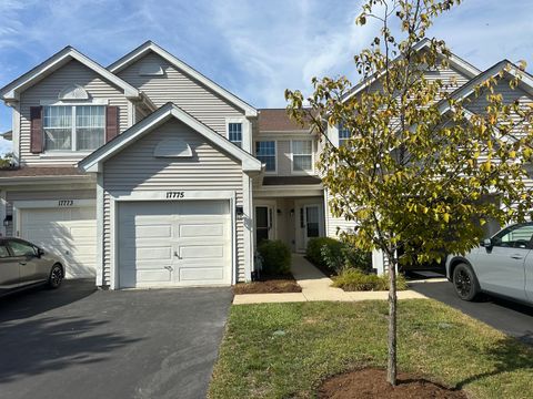 Photo of 17775 W Braewick Road, Gurnee, IL 60031 (MLS # 12489002)