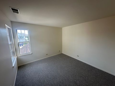 Tiny photo for 17775 W Braewick Road, Gurnee, IL 60031 (MLS # 12489002)