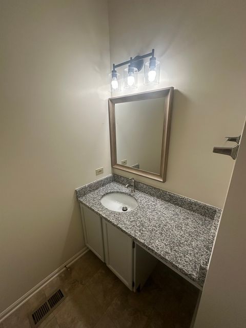 Tiny photo for 17775 W Braewick Road, Gurnee, IL 60031 (MLS # 12489002)