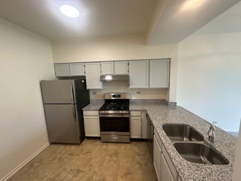 Tiny photo for 17775 W Braewick Road, Gurnee, IL 60031 (MLS # 12489002)