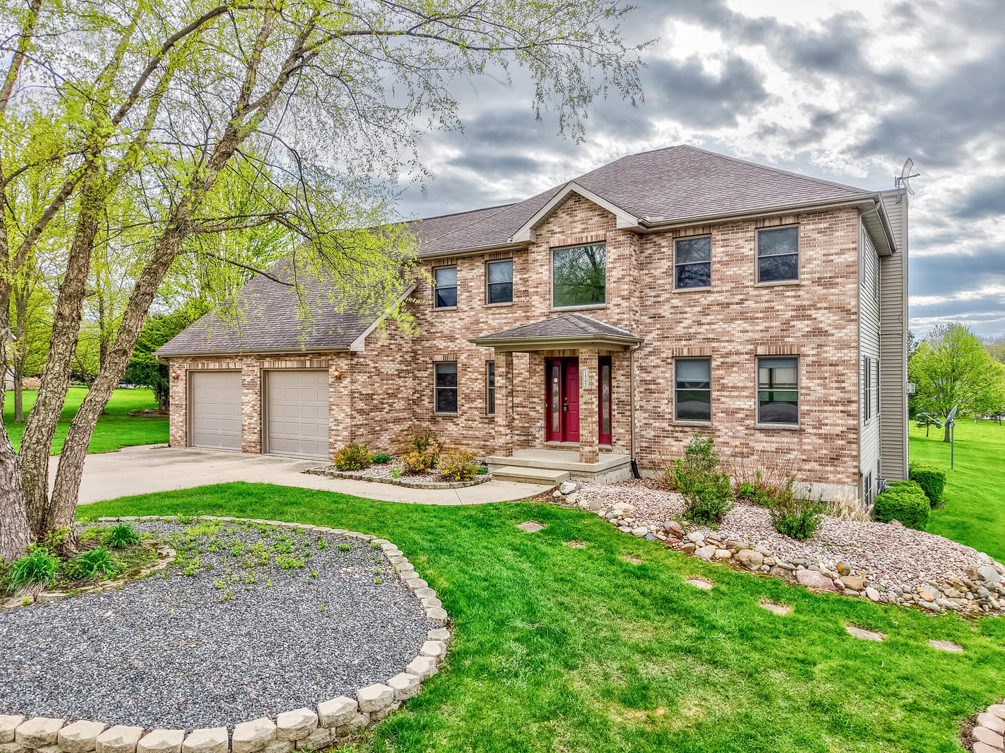 2669 E 1545th Road