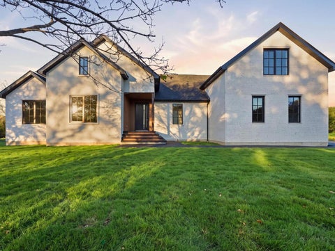 Photo of 79 Falcon Drive, Hawthorn Woods, IL 60047 (MLS # 12789755)