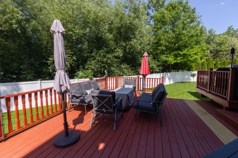 Tiny photo for 6802 Revere Court, Gurnee, IL 60031 (MLS # 12692700)