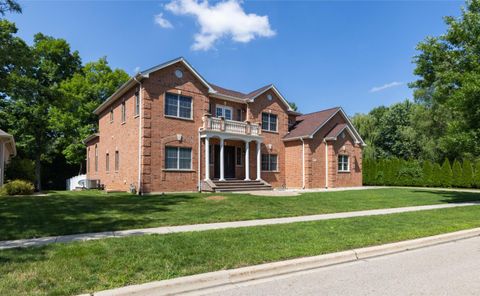 Tiny photo for 6802 Revere Court, Gurnee, IL 60031 (MLS # 12692700)