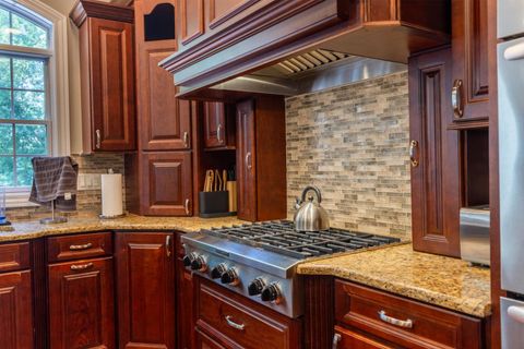Tiny photo for 6802 Revere Court, Gurnee, IL 60031 (MLS # 12692700)