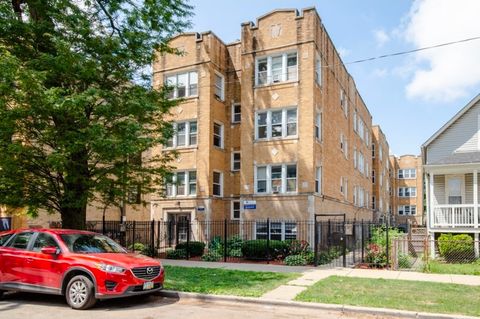 1914 N Drake Avenue 2S Chicago IL 60647