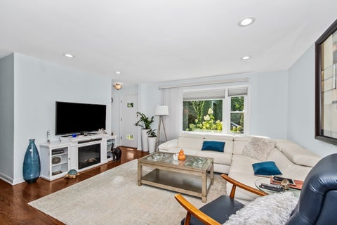 Tiny photo for 8315 Parkside Avenue, Morton Grove, IL 60053 (MLS # 12745383)