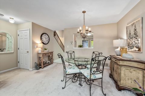 Tiny photo for 250 Lynwood Lane, Bloomingdale, IL 60108 (MLS # 12509807)