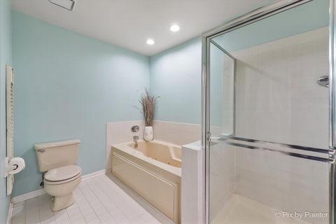 Tiny photo for 250 Lynwood Lane, Bloomingdale, IL 60108 (MLS # 12509807)