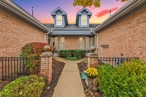 Photo of 250 Lynwood Lane, Bloomingdale, IL 60108 (MLS # 12509807)