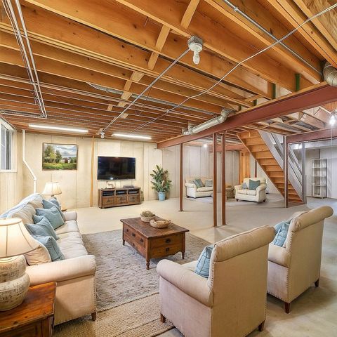 Tiny photo for 250 Lynwood Lane, Bloomingdale, IL 60108 (MLS # 12509807)