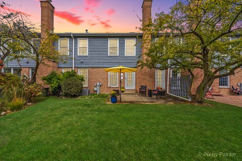 Tiny photo for 250 Lynwood Lane, Bloomingdale, IL 60108 (MLS # 12509807)