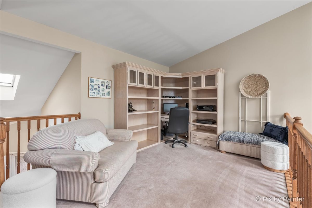 Bloomingdale, Illinois 60108, United States, 2 Bedrooms Bedrooms, ,3 BathroomsBathrooms,Residential,Active,239783