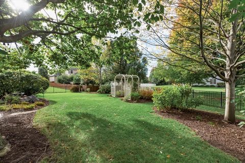 Tiny photo for 630 Thornwood Way, South Elgin, IL 60177 (MLS # 12546709)