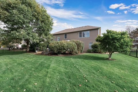 Tiny photo for 630 Thornwood Way, South Elgin, IL 60177 (MLS # 12546709)