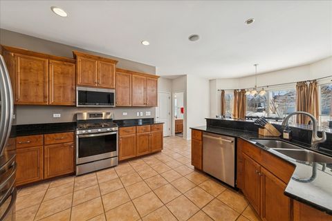 Tiny photo for 630 Thornwood Way, South Elgin, IL 60177 (MLS # 12546709)