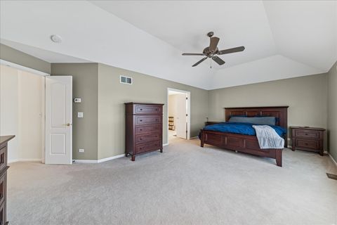 Tiny photo for 630 Thornwood Way, South Elgin, IL 60177 (MLS # 12546709)