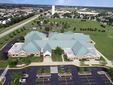 Tiny photo for 630 Thornwood Way, South Elgin, IL 60177 (MLS # 12546709)