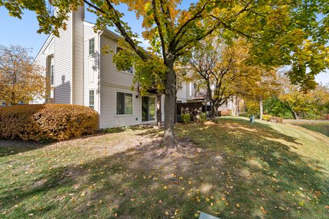 Tiny photo for 2763 S Embers Lane, Arlington Heights, IL 60005 (MLS # 12551842)