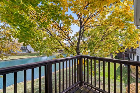 Tiny photo for 2763 S Embers Lane, Arlington Heights, IL 60005 (MLS # 12551842)