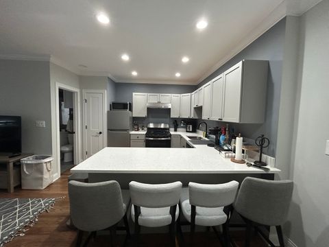 Tiny photo for 1103 Holly Court #306, Oak Park, IL 60301 (MLS # 12586268)