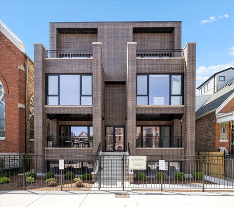 Photo of 2023 W Augusta Boulevard #1W, Chicago, IL 60622 (MLS # 12706719)