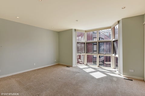 Tiny photo for 1701 N Halsted Street #E2, Chicago, IL 60614 (MLS # 12777600)