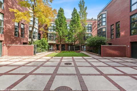 Photo of 1701 N Halsted Street #E2, Chicago, IL 60614 (MLS # 12777600)
