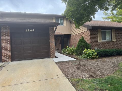 Tiny photo for 1244 Loughborough Court, Wheaton, IL 60189 (MLS # 12520939)