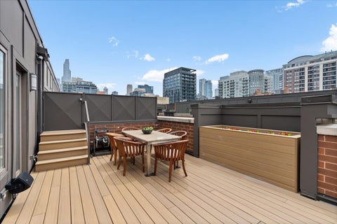 Tiny photo for 460 W Superior Street #4-5, Chicago, IL 60654 (MLS # 12766498)