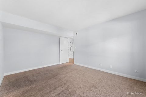 Tiny photo for 55 W 64th Street #202, Westmont, IL 60559 (MLS # 12490809)