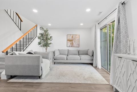 Tiny photo for 515 Dakota Court, Carol Stream, IL 60188 (MLS # 12512340)