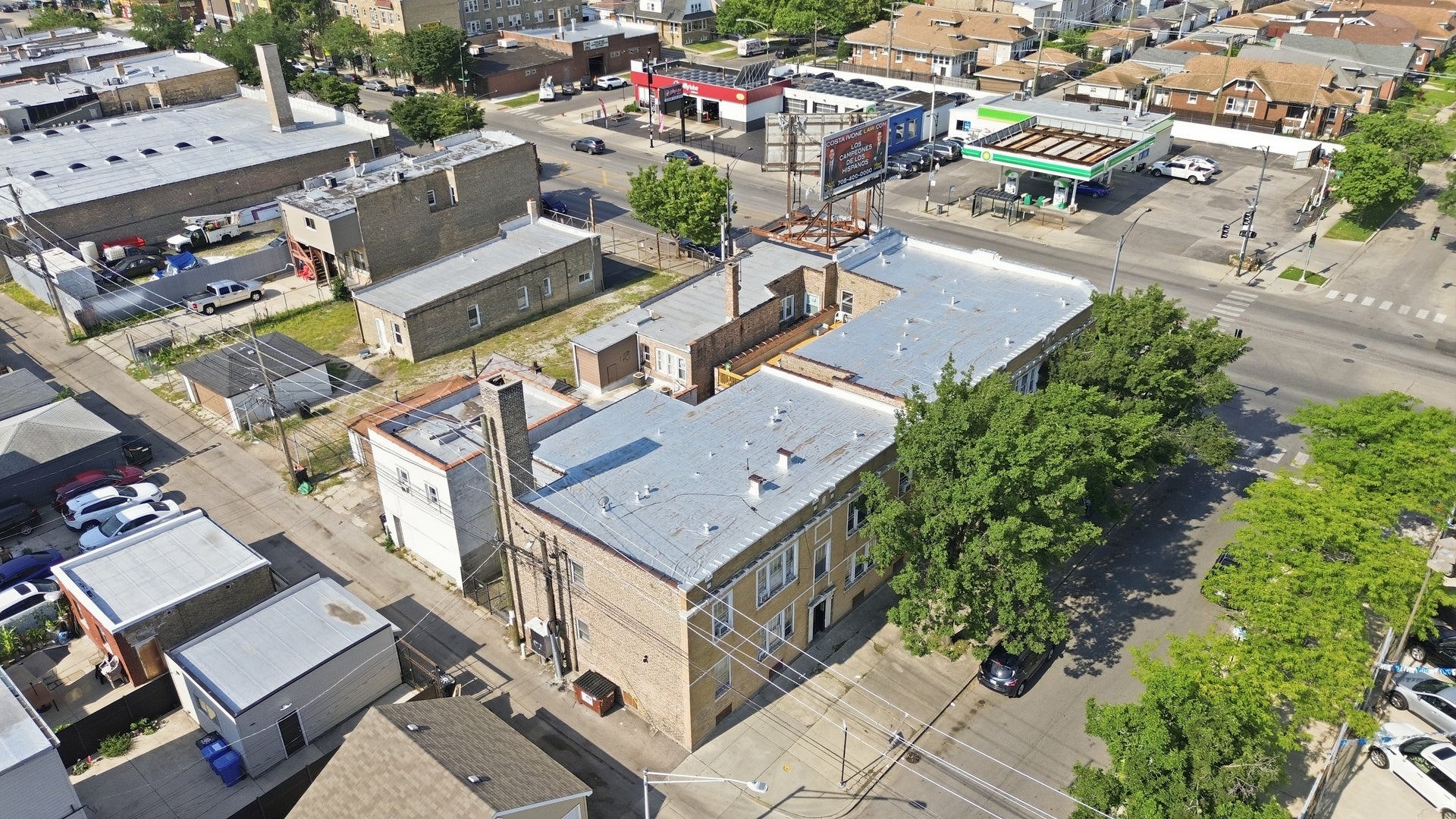 2957 N Cicero Avenue