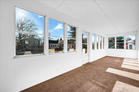 Tiny photo for 340 E Baker Street, Bloomington, IL 61701 (MLS # 12546099)