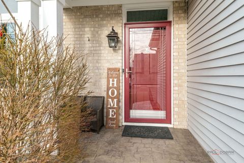 Tiny photo for 644 Needlegrass Parkway, Antioch, IL 60002 (MLS # 12583276)