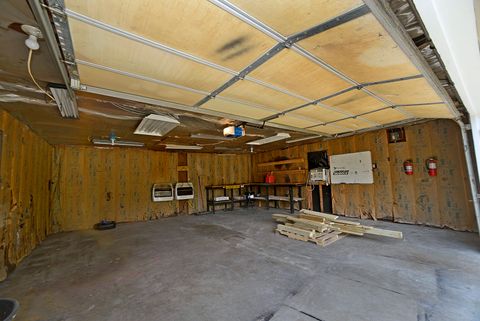 Tiny photo for 1617 Pine Street, Ottawa, IL 61350 (MLS # 12437495)