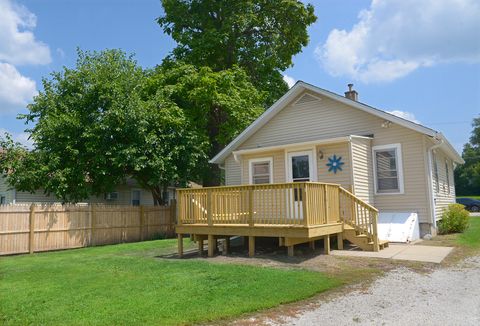 Tiny photo for 1617 Pine Street, Ottawa, IL 61350 (MLS # 12437495)