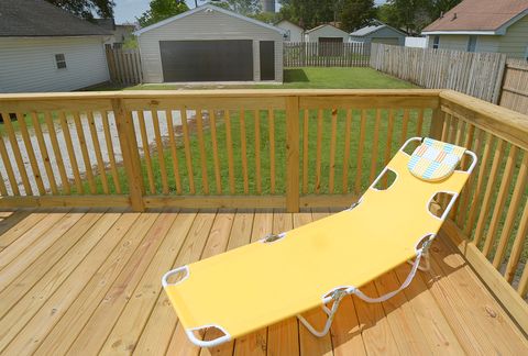 Tiny photo for 1617 Pine Street, Ottawa, IL 61350 (MLS # 12437495)