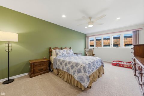 Tiny photo for 1010 N Harlem Avenue #504, River Forest, IL 60305 (MLS # 12614370)