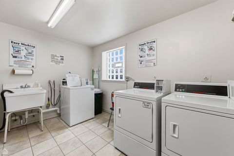 Tiny photo for 1010 N Harlem Avenue #504, River Forest, IL 60305 (MLS # 12614370)