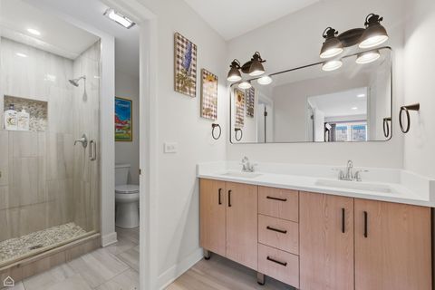 Tiny photo for 1010 N Harlem Avenue #504, River Forest, IL 60305 (MLS # 12614370)